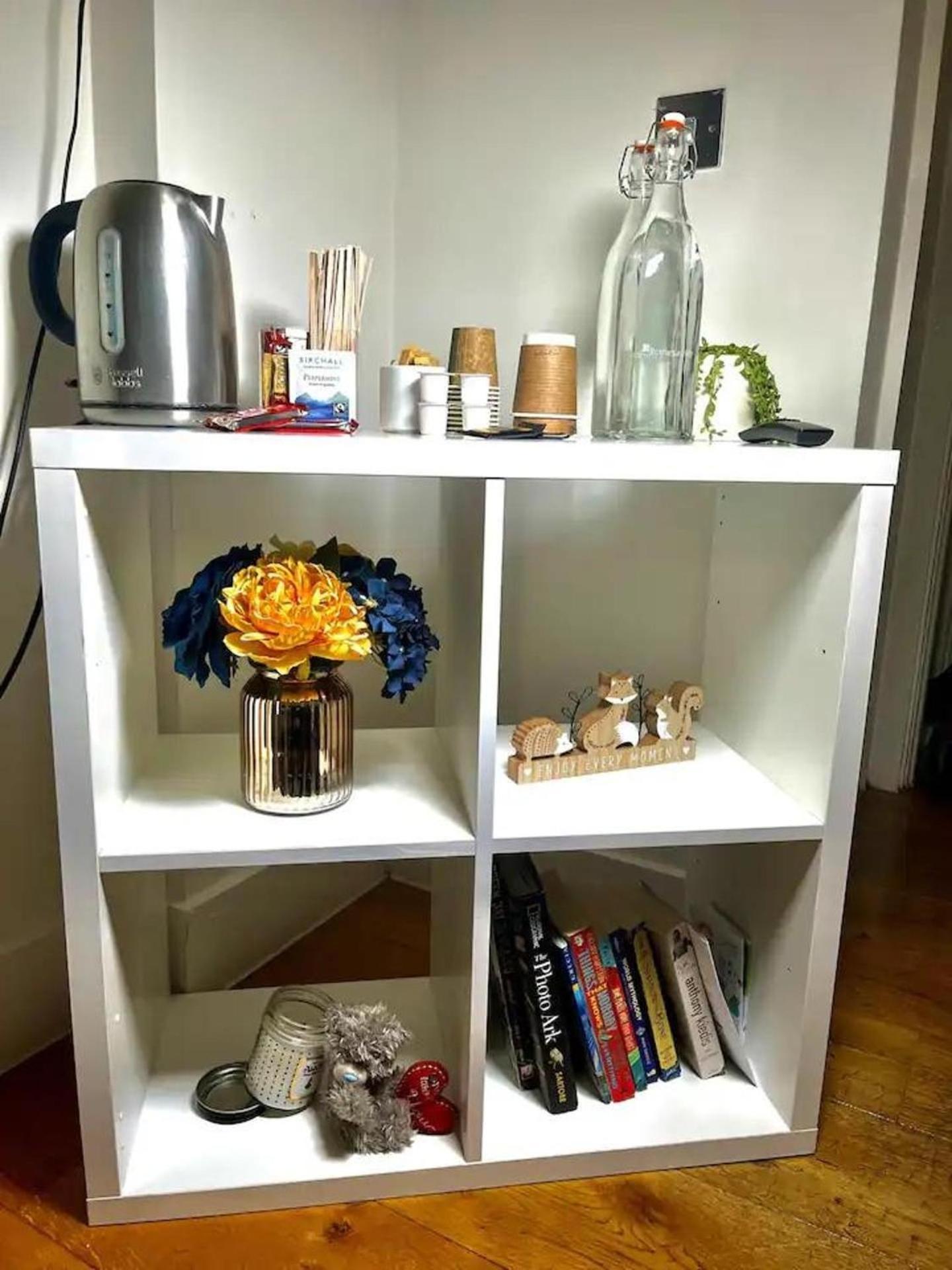 Flat Offers Superb Transport Connections Appartamento Londra